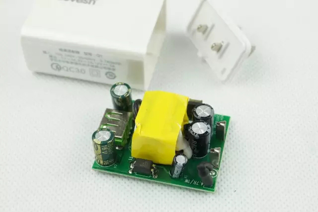 DK5V100R25.jpg DK5V100R25.jpg
